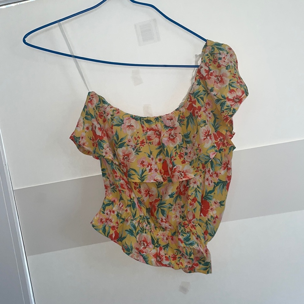 American Eagle Outfitters One Shoulder Floral Top Size XS